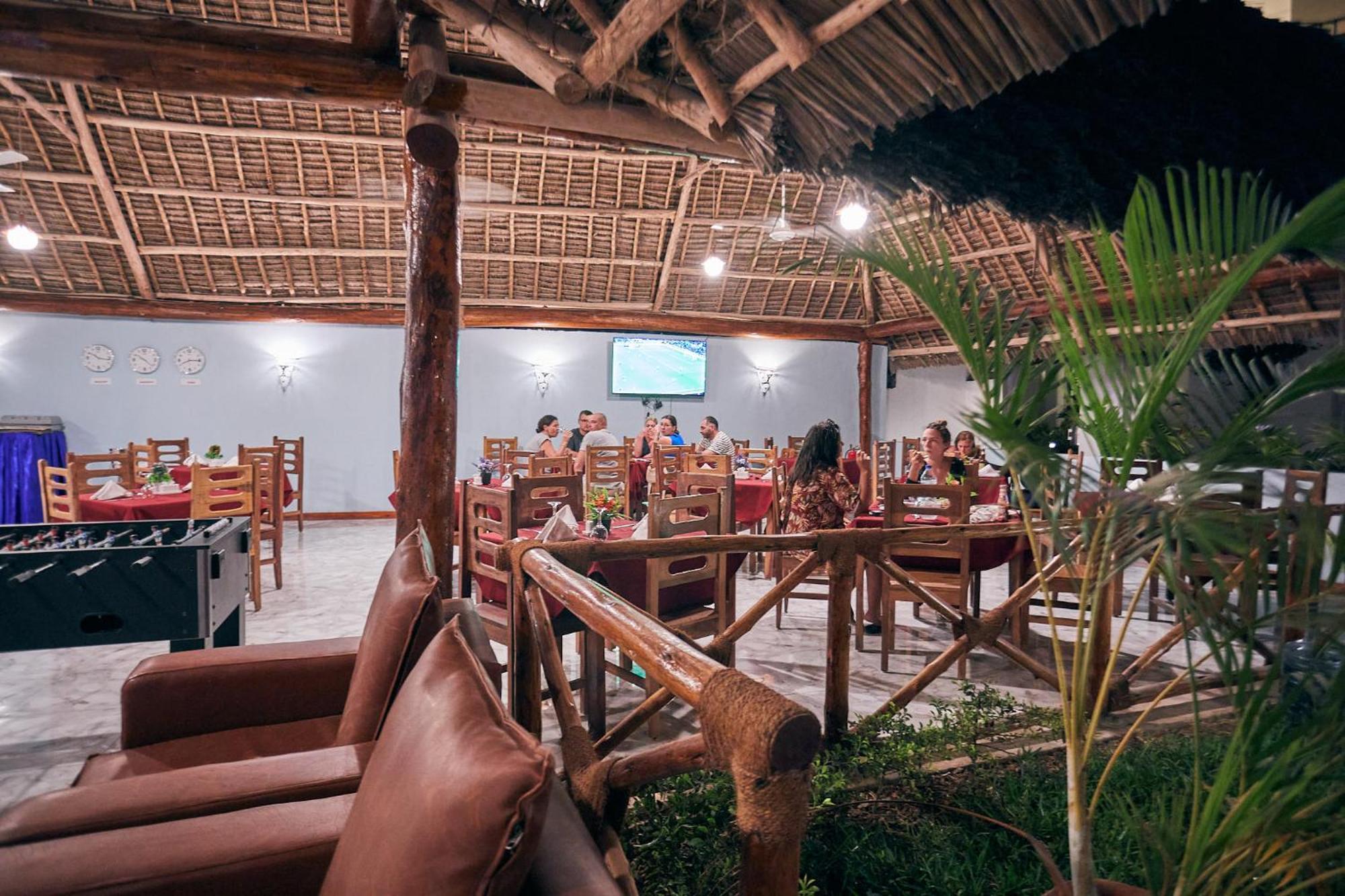 Malika Nungwi Hotel Экстерьер фото